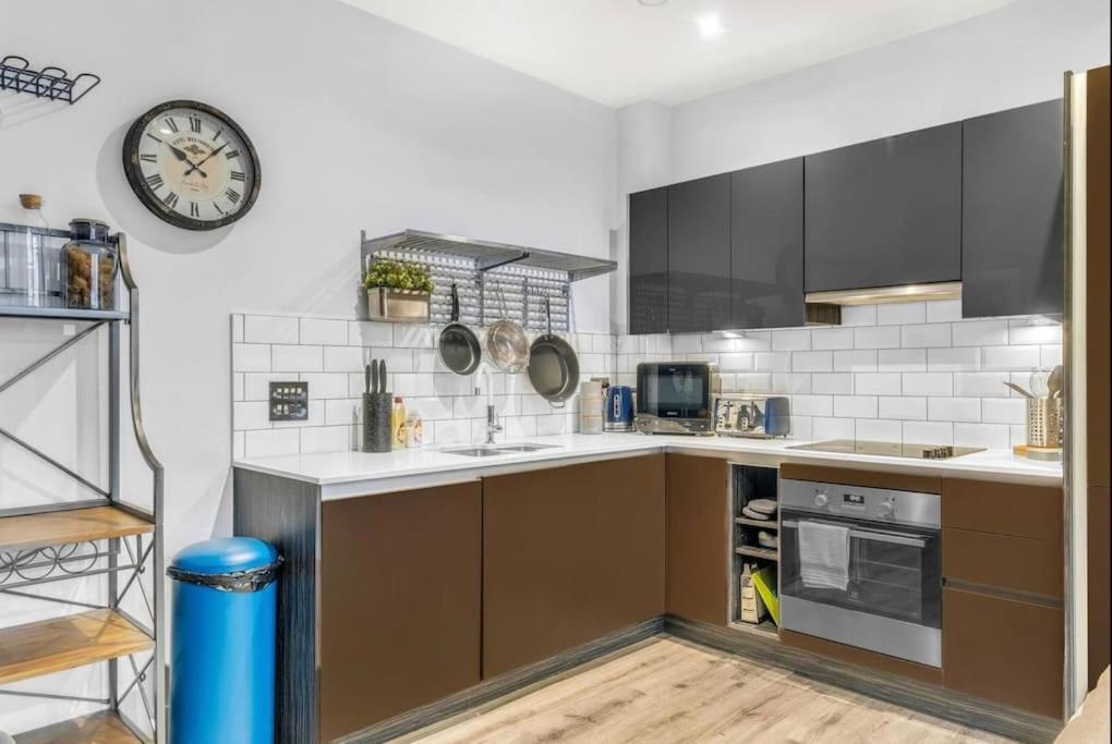 Giant Savings On Long Stays B1 Living, Enquire Now Birmingham Extérieur photo